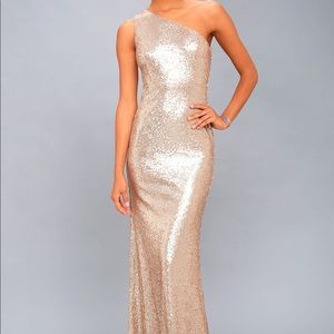 Lulu’s MATTE ROSE GOLD SEQUIN ONE-SHOULDER DRESS